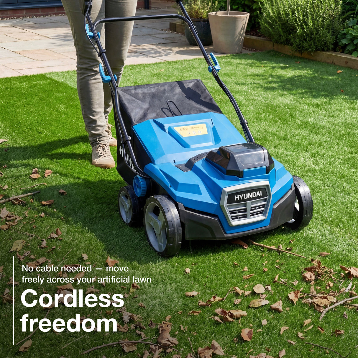 Hyundai 38cm / 15" 40V (2x20V) Cordless Artificial Grass Sweeper Brush, Brushless, 45L Collection Bag | HY40CSW38