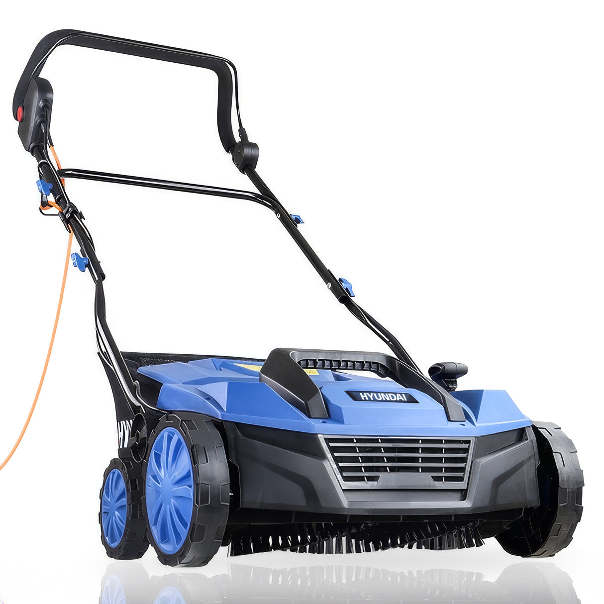 Hyundai 1600W 15'' 38cm Artificial Grass Sweeper Multi-use Brush 45L Collection Bag| HYSW1600E