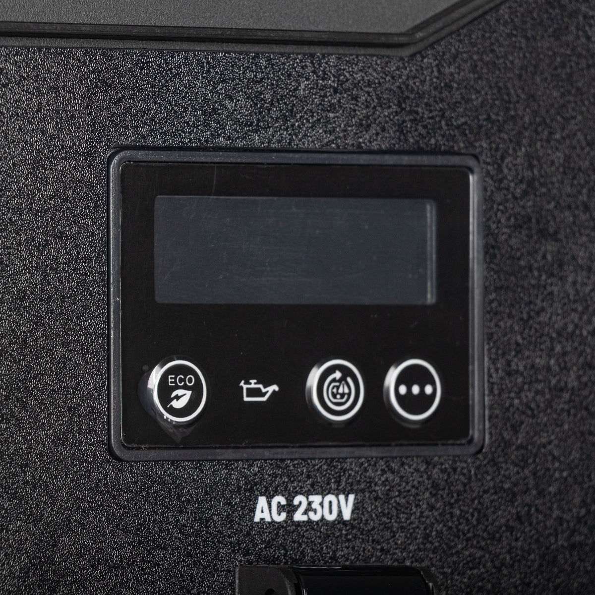 JCB 2000W, 2kW Inverter Generator, Pure Sine Wave, Quiet & Lightweight | JCB-IG2000
