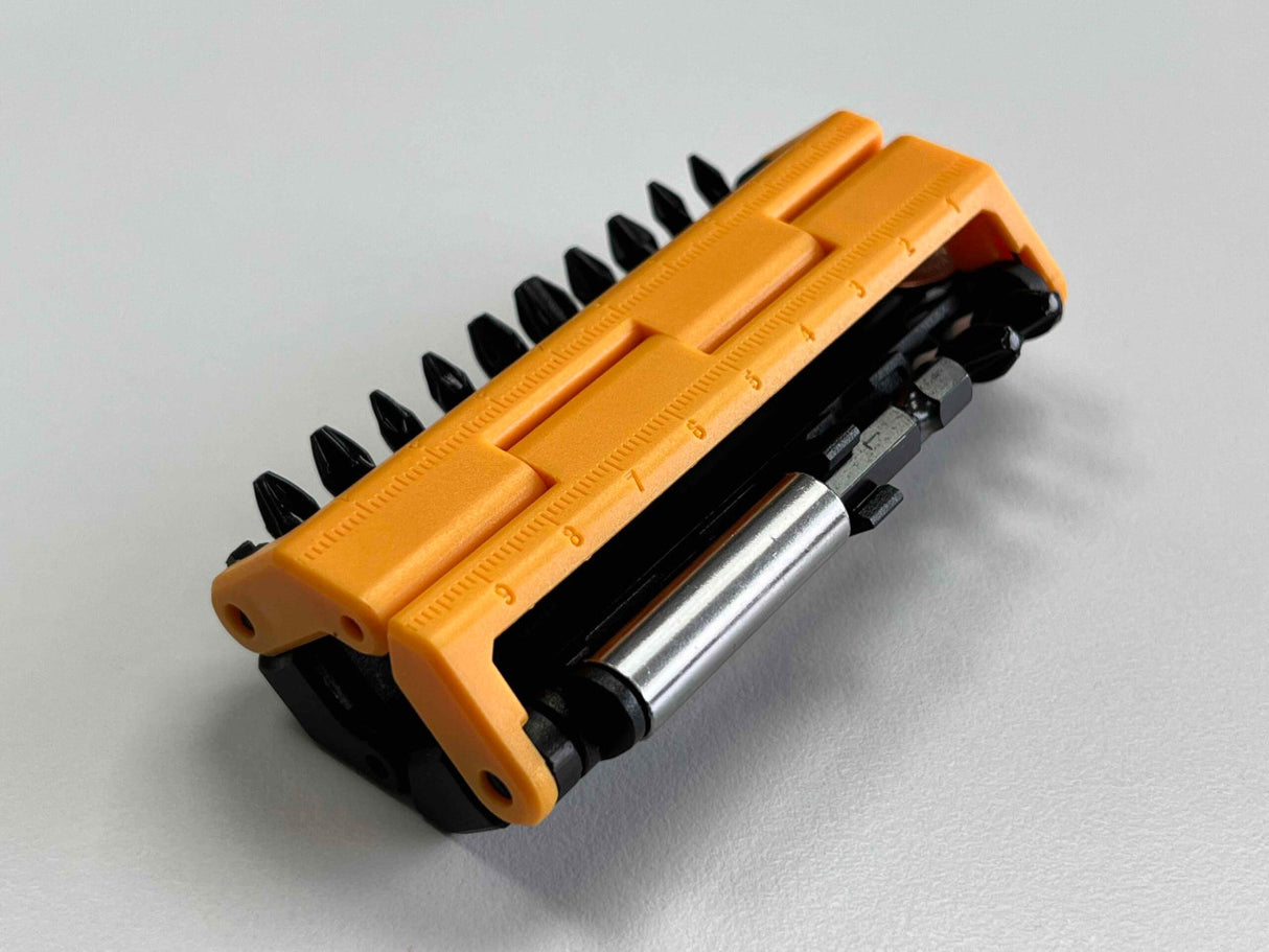 JCB 13 PIECE IMPACT BIT SET | JCB-PTA-IM13 - Lifestyle 1