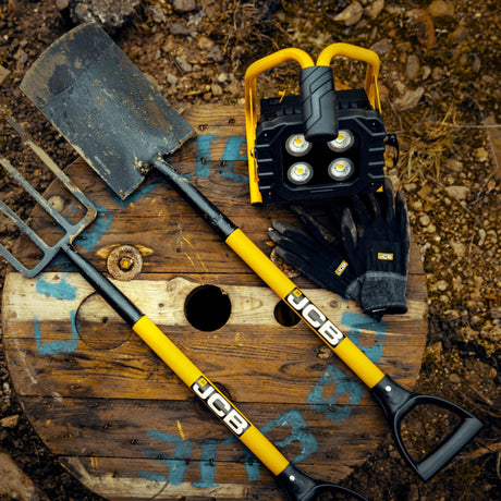 Heavy-duty Steel Blade Spade