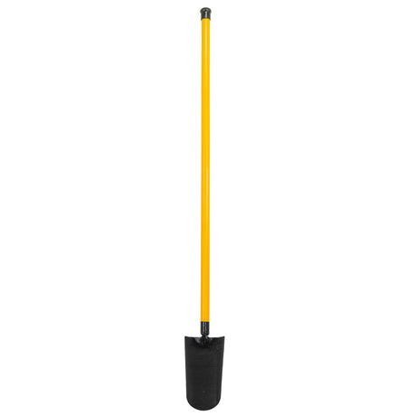 Construction: Tubular steel with a round mouth blade.