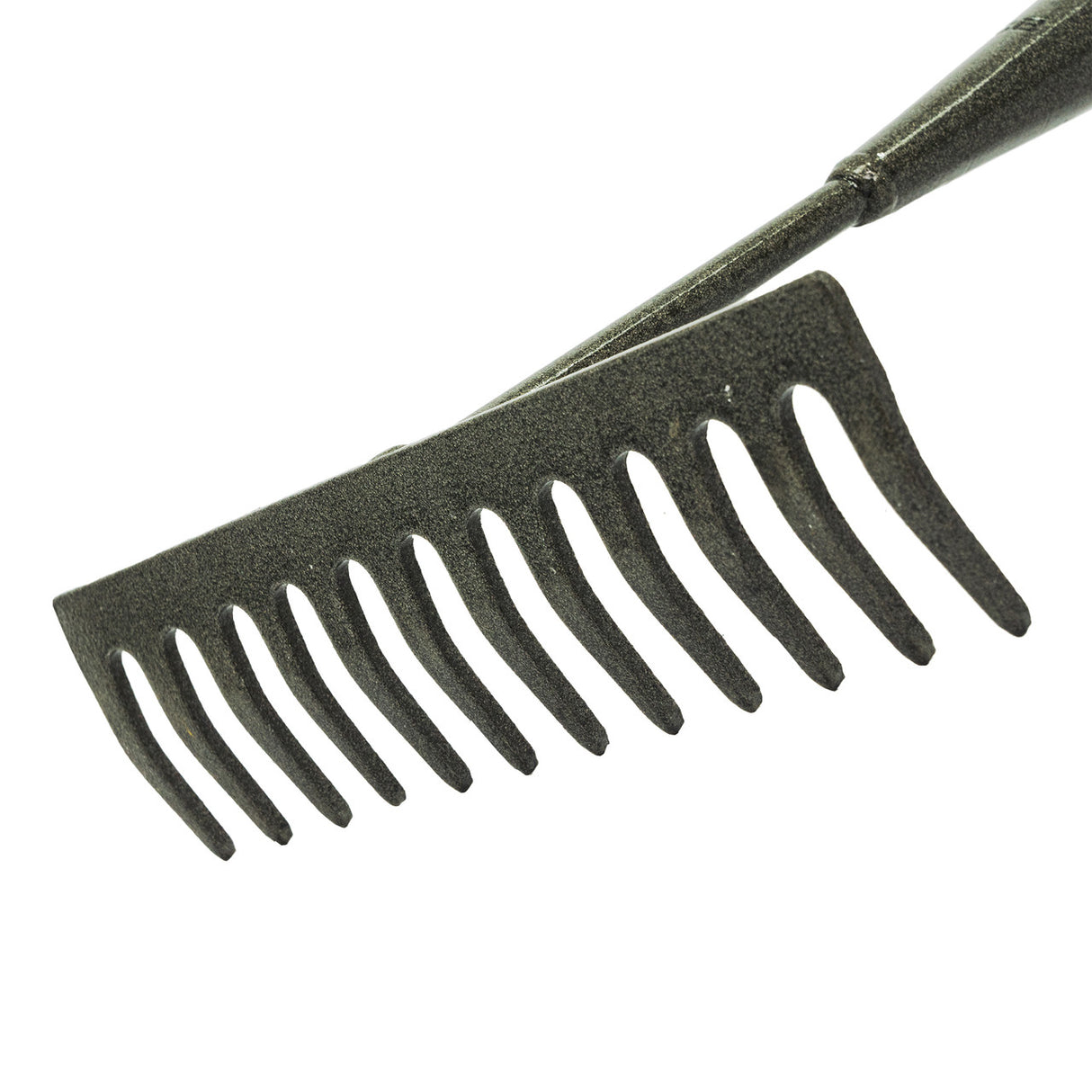 Use: A versatile rake used for soil preparation, beds and border maintenance, raking leaves, debris and weeding.
