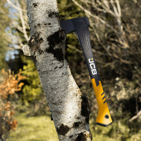 Balanced for Performance – Balance point near the axe head ensures perfect weight distribution, increasing swing speed and power for smooth, effective chopping.