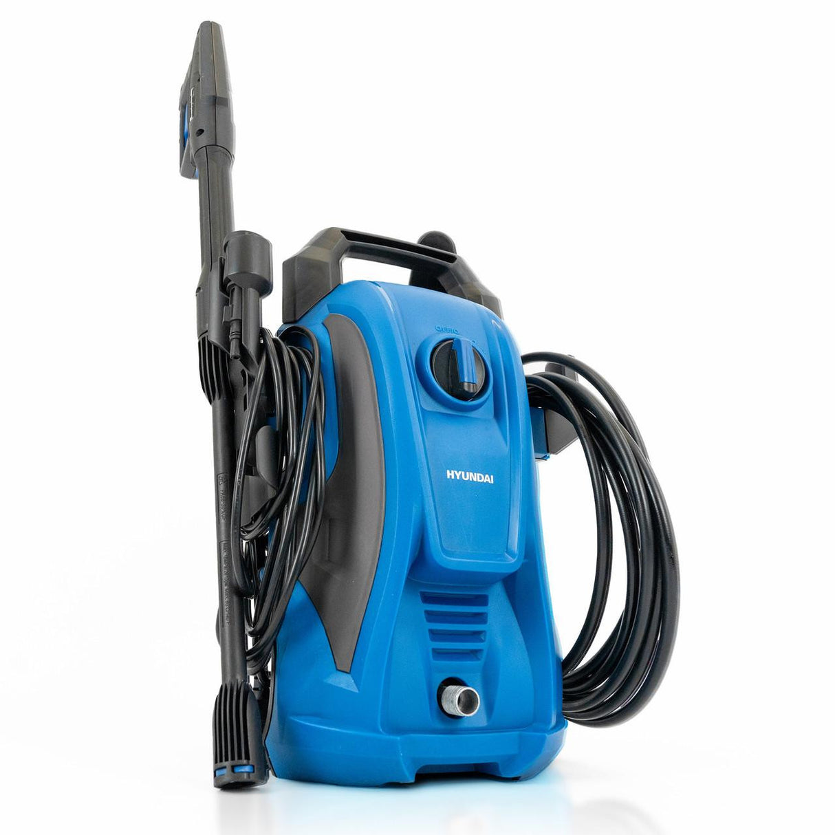 Includes multiple attachments, including a turbo nozzle, foam producer, and fix brush