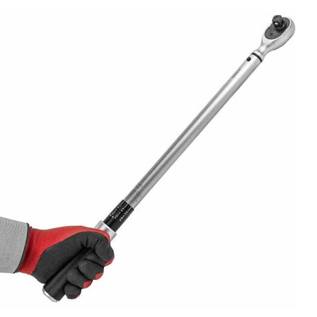 Precision torque control: Click mechanism signals when the preset torque is reached.