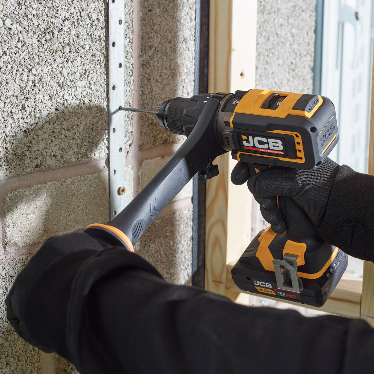 JCB Pro 18V 5-Piece Pro Kit, Combi Drill (160Nm), Impact Driver (230Nm), Circular Saw (185mm), Angle Grinder (115mm), Jigsaw, 2x2Ah & 2x5Ah Batteries, Dual 4.5A Fast Charger & Soft Tool Bag | JCB-18PKIT-8