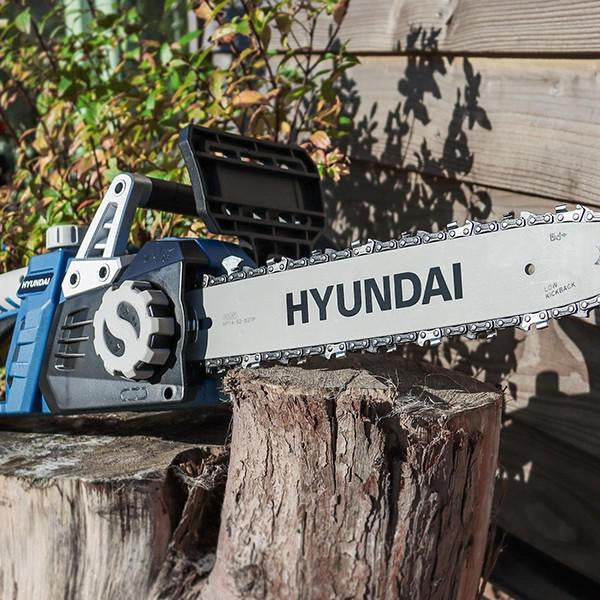 Hyundai 14" 35cm Electric Chainsaw 1600W 230V & Folding Trolley on Wheels, Garden Trolley 100kg | HYC1600E+GTW220