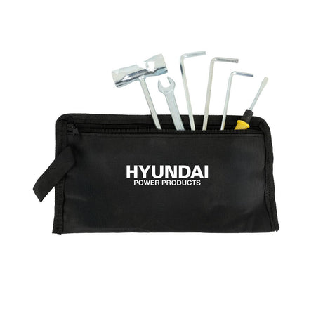 Hyundai HYEA5600X side profile petrol auger with drill bit fitted